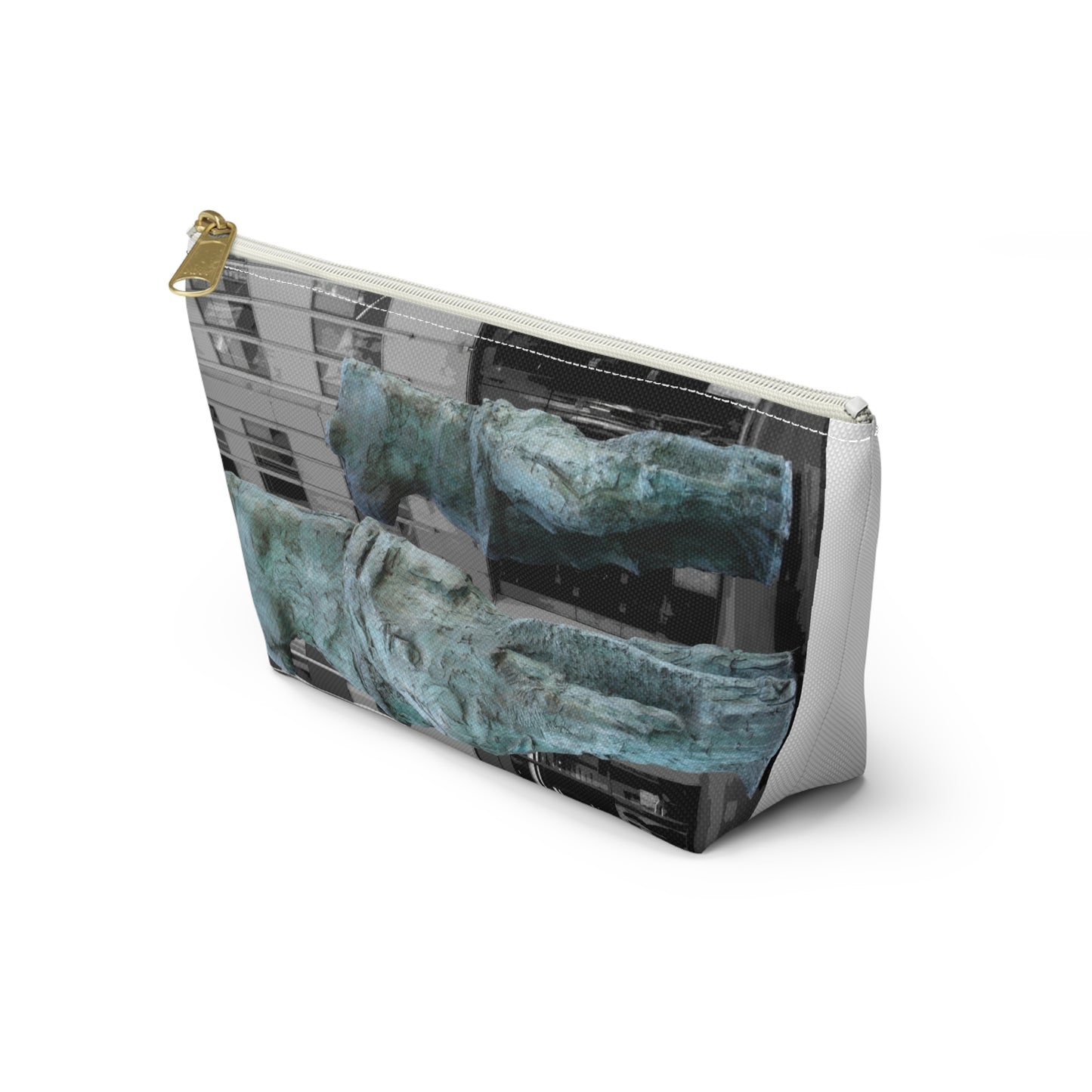 Venus New York Pouch