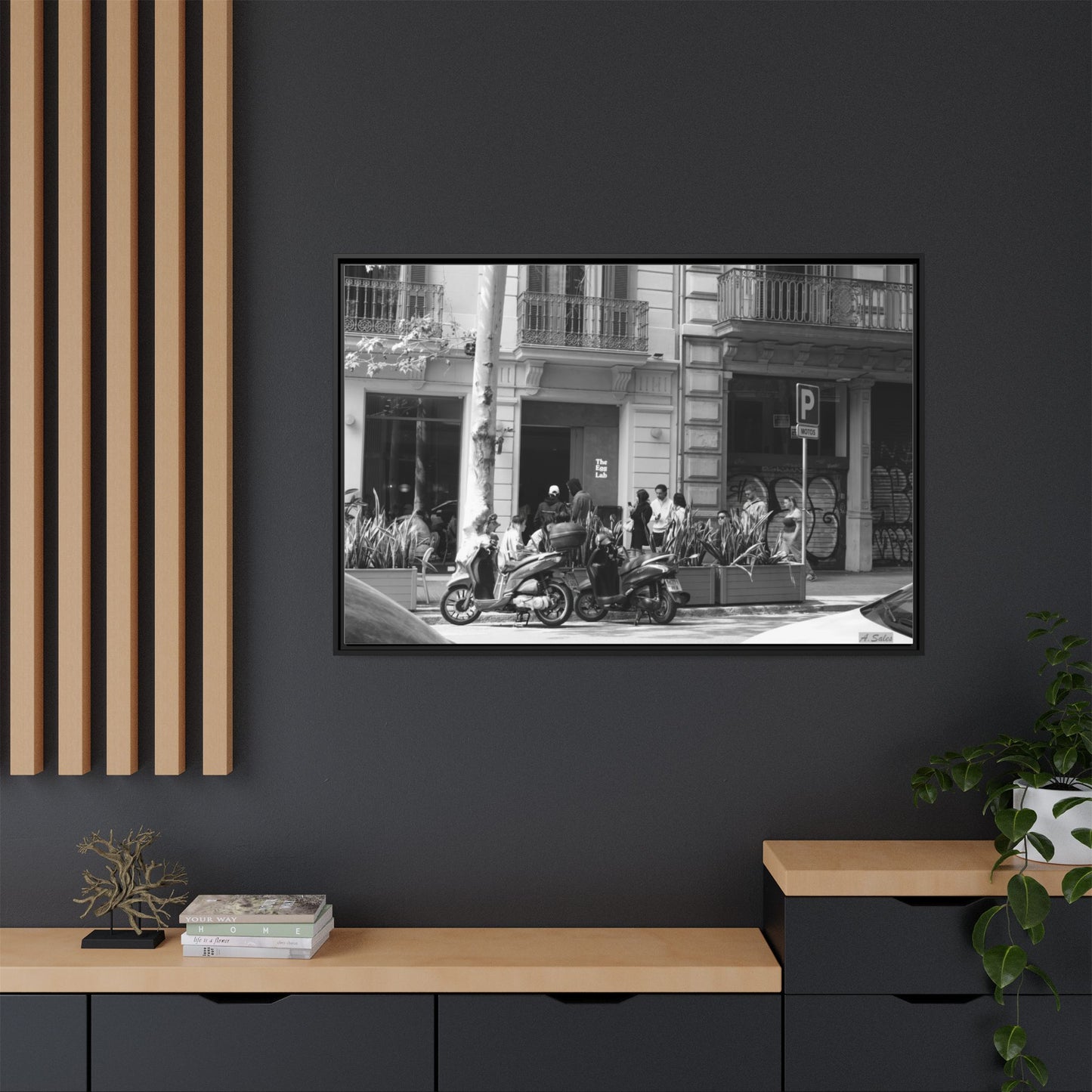 Brunch Queue Barcelona, Matte Canvas, Black Frame