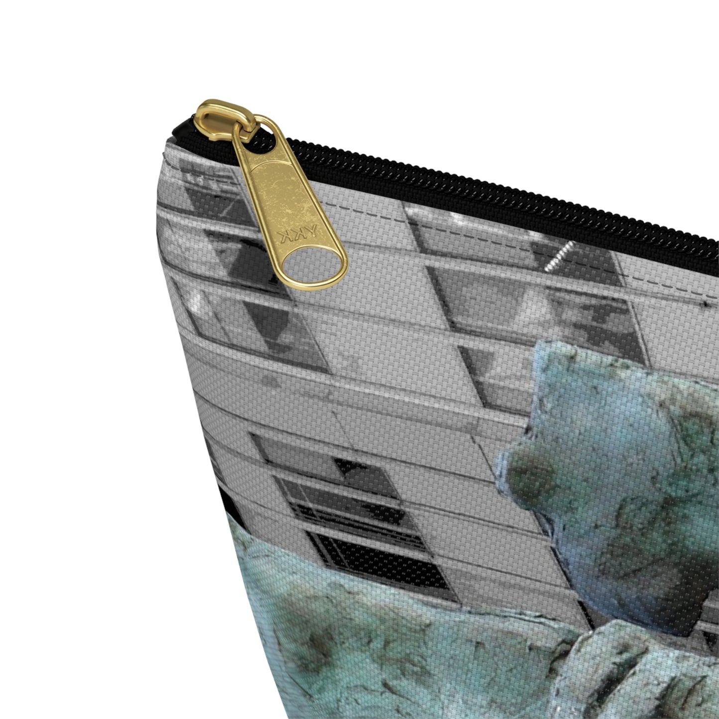 Venus New York Pouch