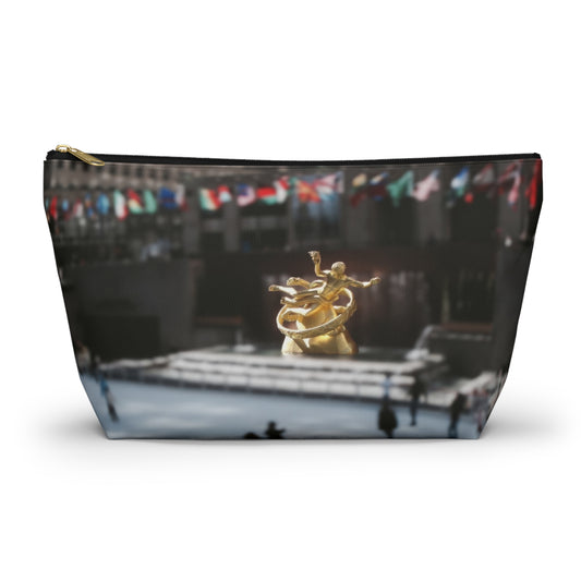 Rockefeller New York Pouch