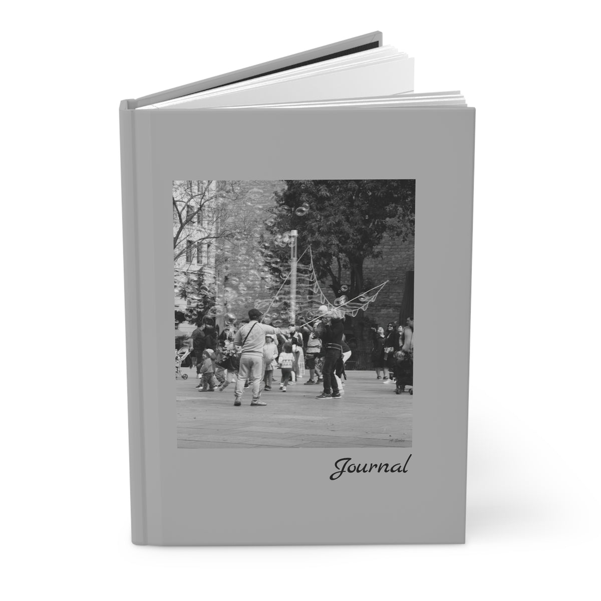 Bubbles in Square Barcelona - Journal