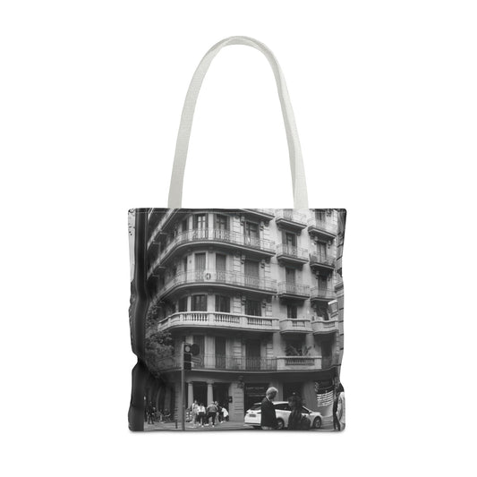 Street Corner Madrid - Tote