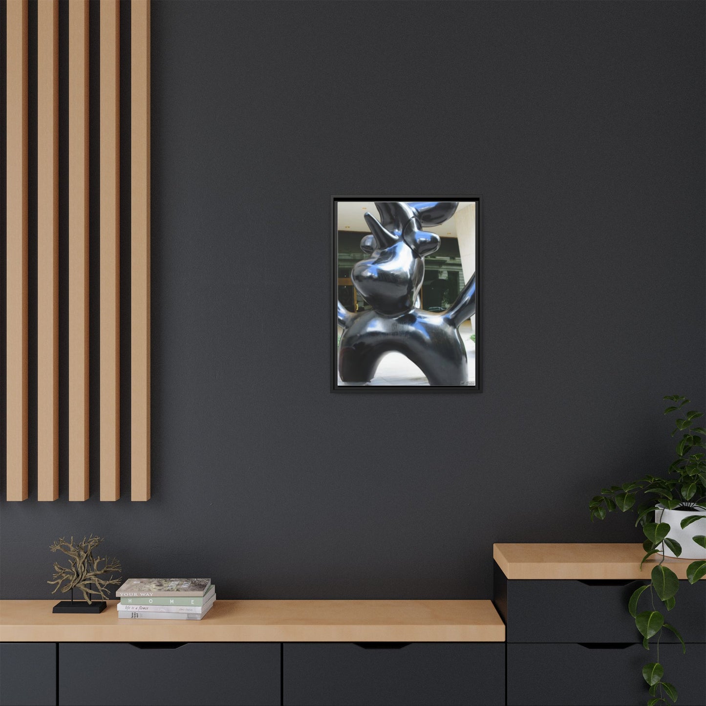 Statue New York, Matte Canvas, Black Frame