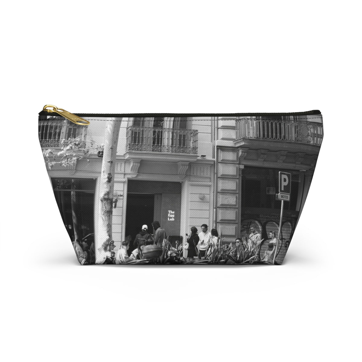 Brunch Queue Barcelona Pouch
