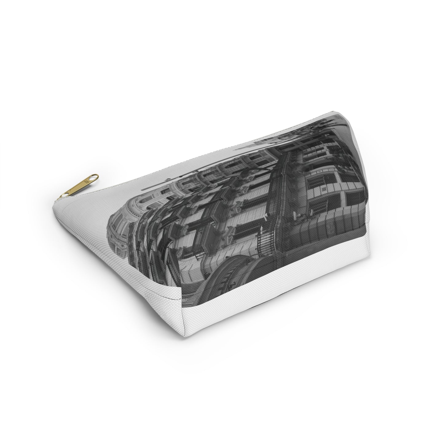 Chueca Madrid Pouch