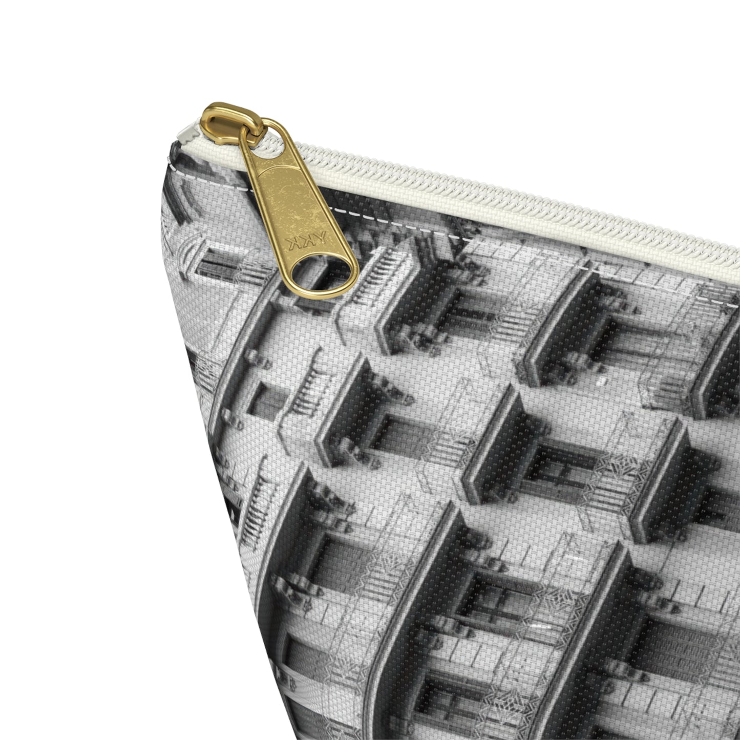 Street Corner Madrid Pouch