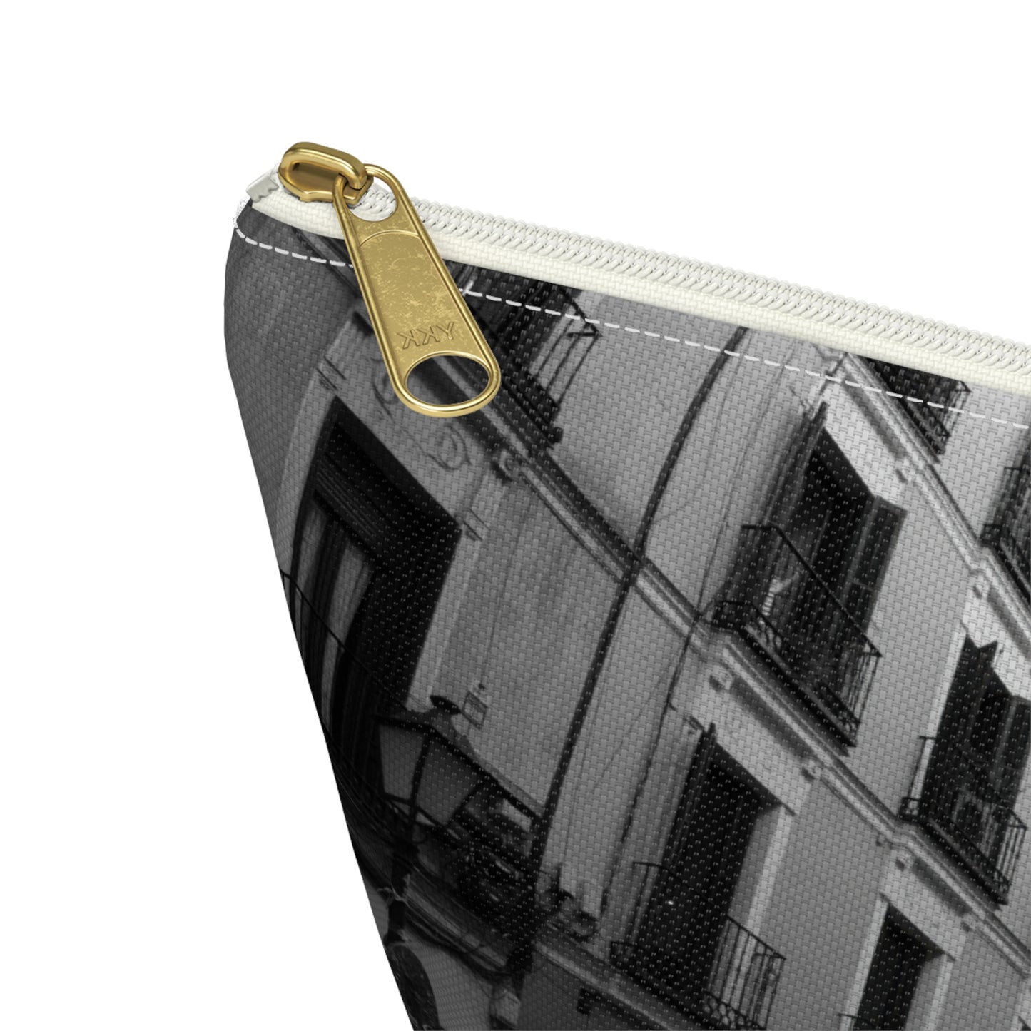 Calle in Madrid Pouch