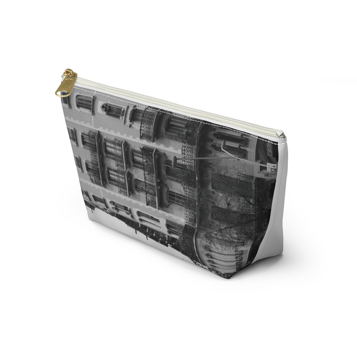 Eixample Quarter Barcelona Pouch