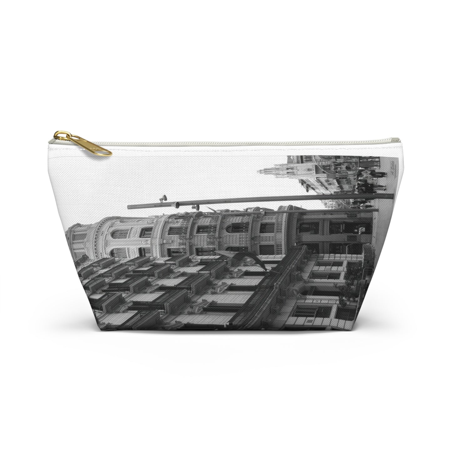 Chueca Madrid Pouch