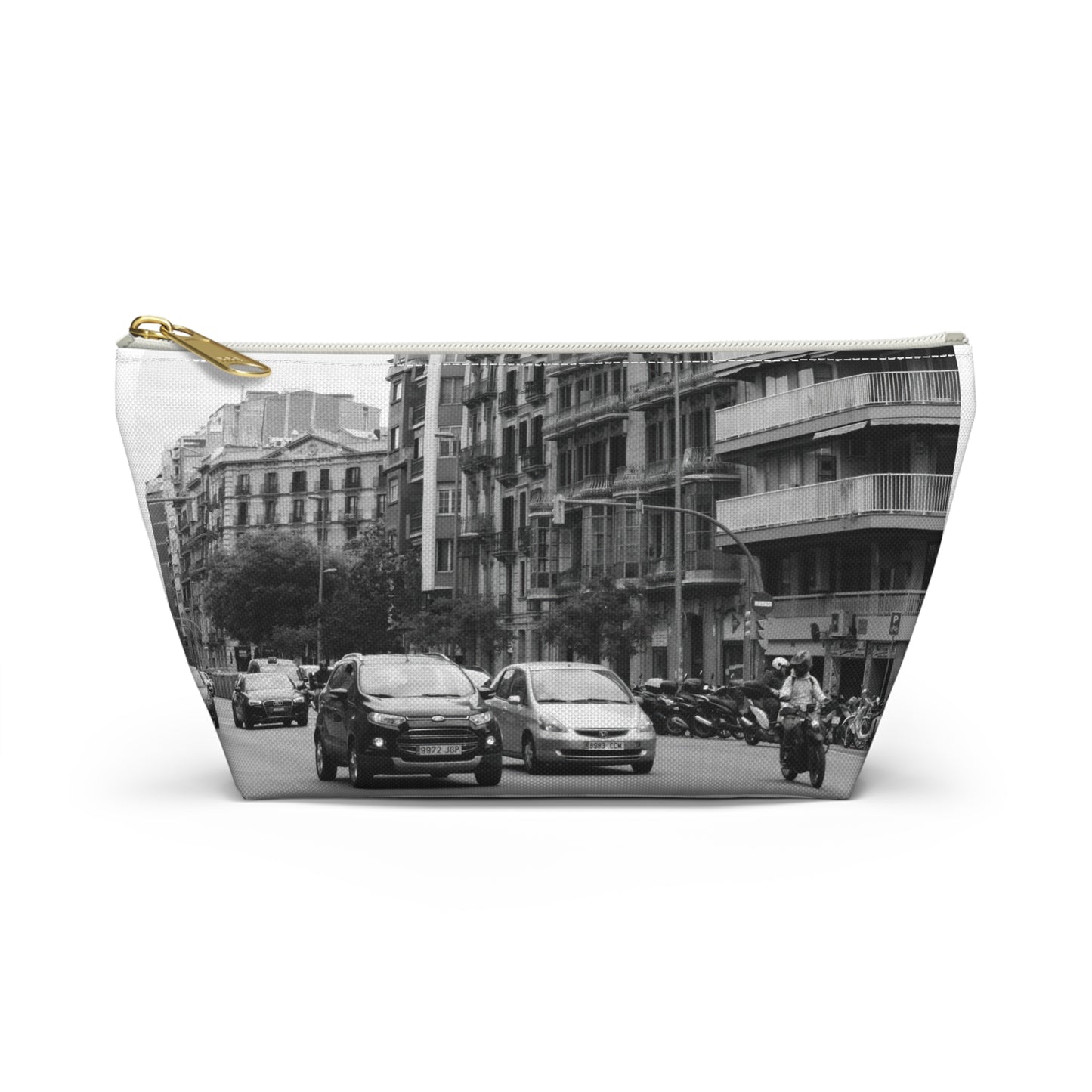 Eixample Street Barcelona Pouch