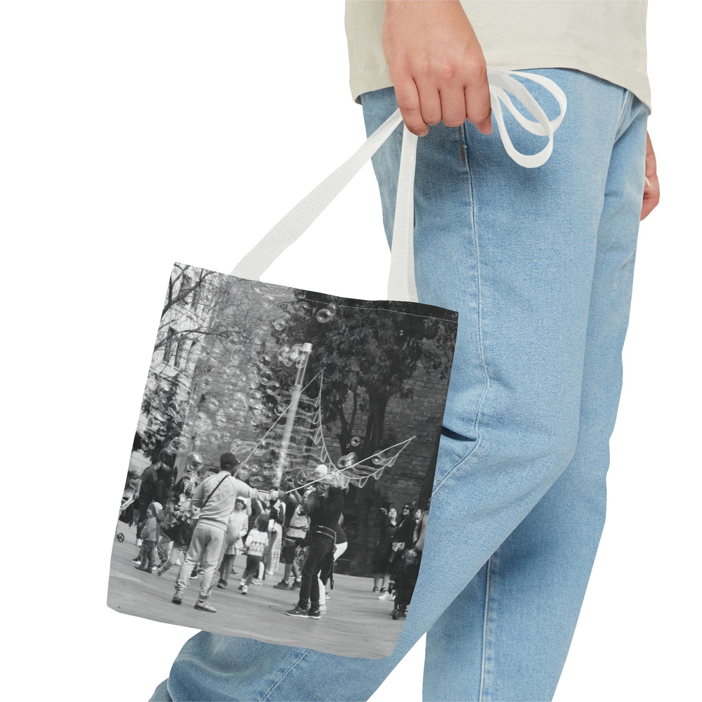 Bubbles in Square Barcelona - Tote