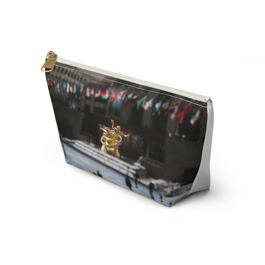 Rockefeller New York Pouch