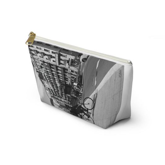 Street Corner Barcelona Pouch